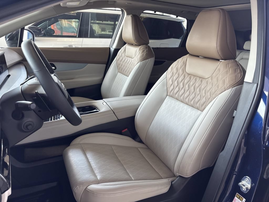 Used 2025 Nissan Murano Platinum w/ Cargo Package AWD/4WD image 25