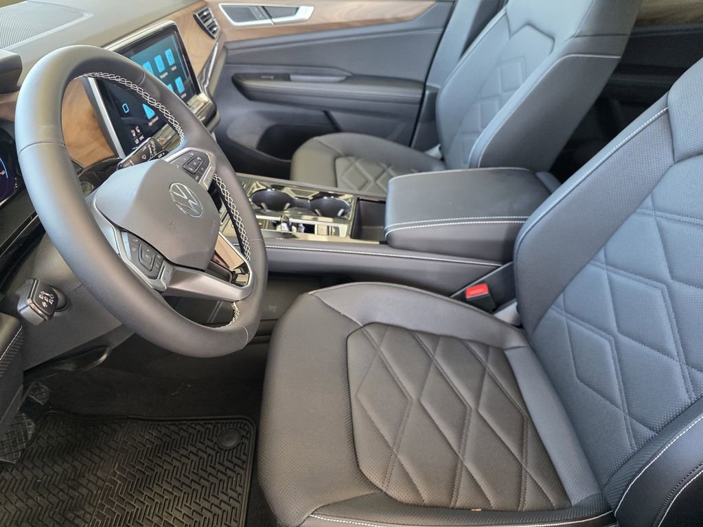 New 2026 Volkswagen Atlas SE image 9