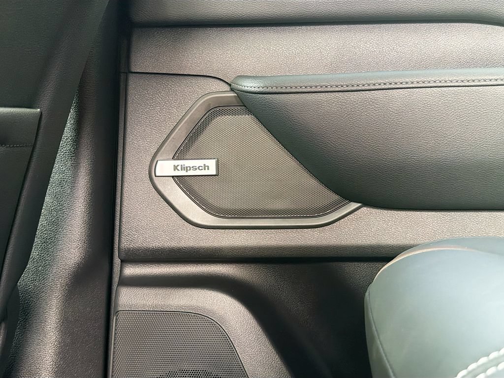 New 2026 Nissan Armada SL w/ Captain's Chari Seat Package RWD image 28