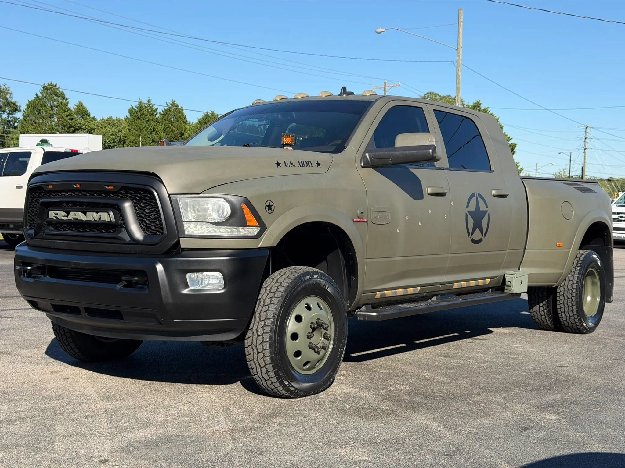 Used 2014 RAM 3500 Laramie Longhorn AWD/4WD image 9