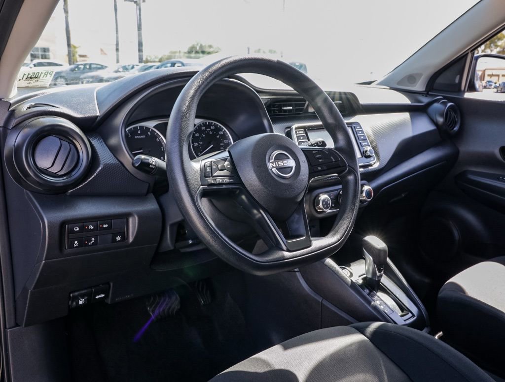 Used 2024 Nissan Kicks S FWD image 15