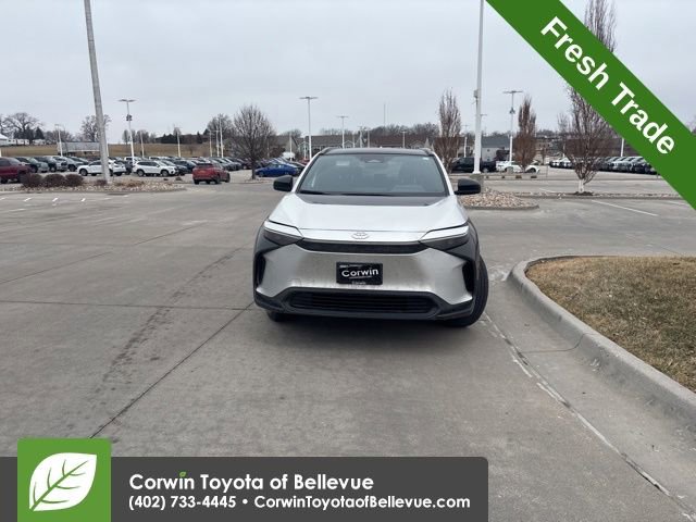 Used 2023 Toyota bZ4X XLE image 9