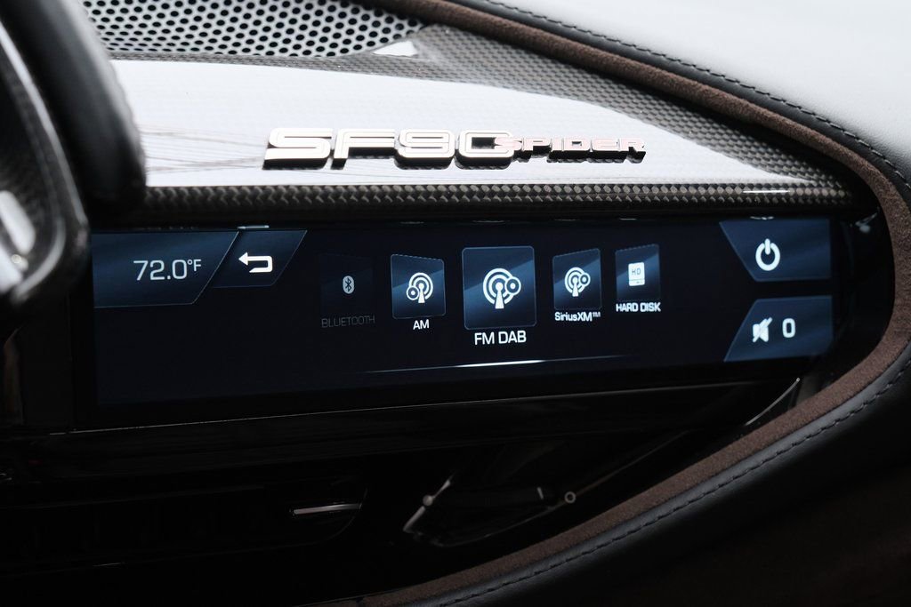 Used 2022 Ferrari SF90 Spider image 36