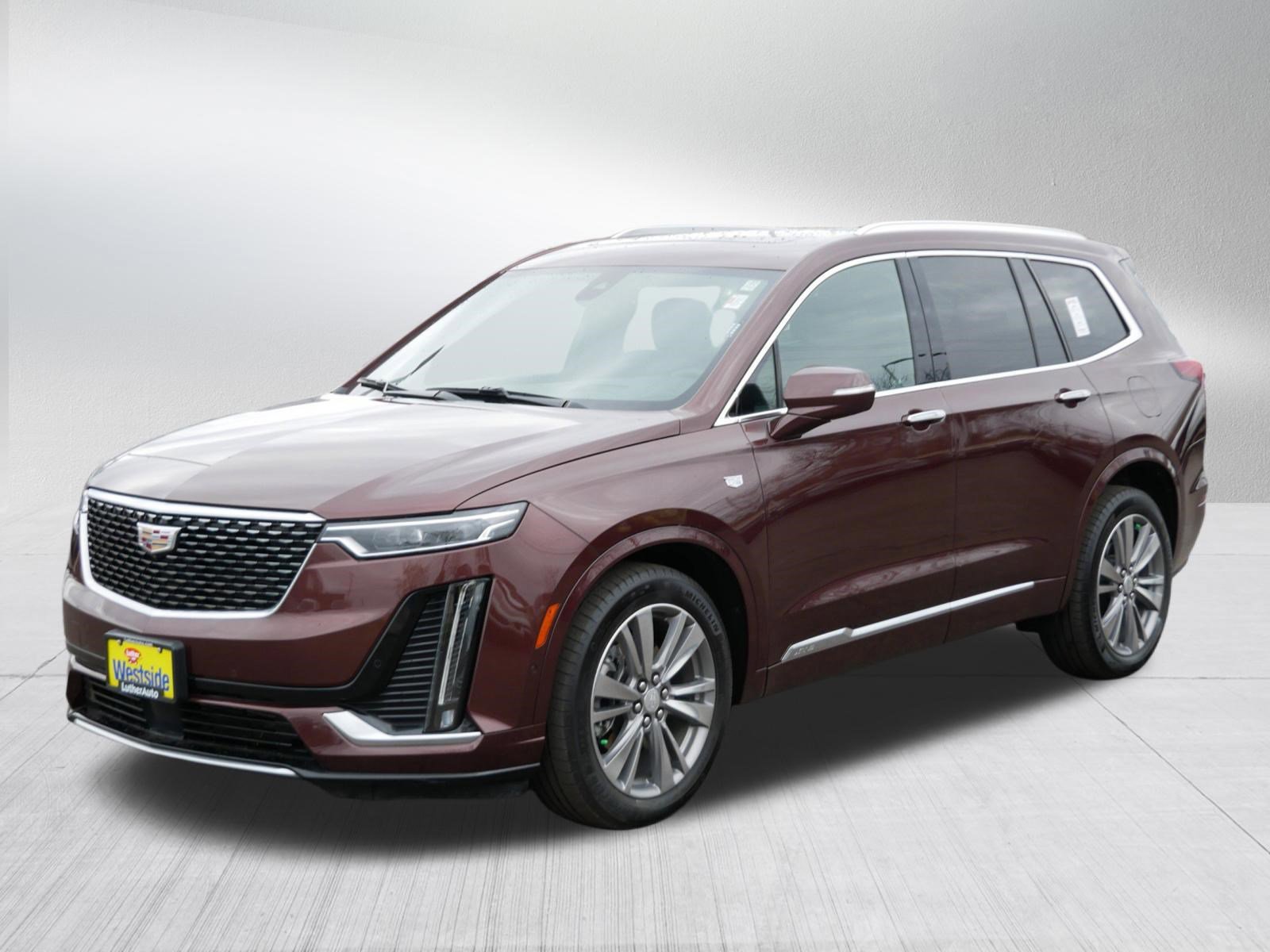 Used 2022 Cadillac XT6 Premium Luxury w/ Platinum Package AWD/4WD image 3