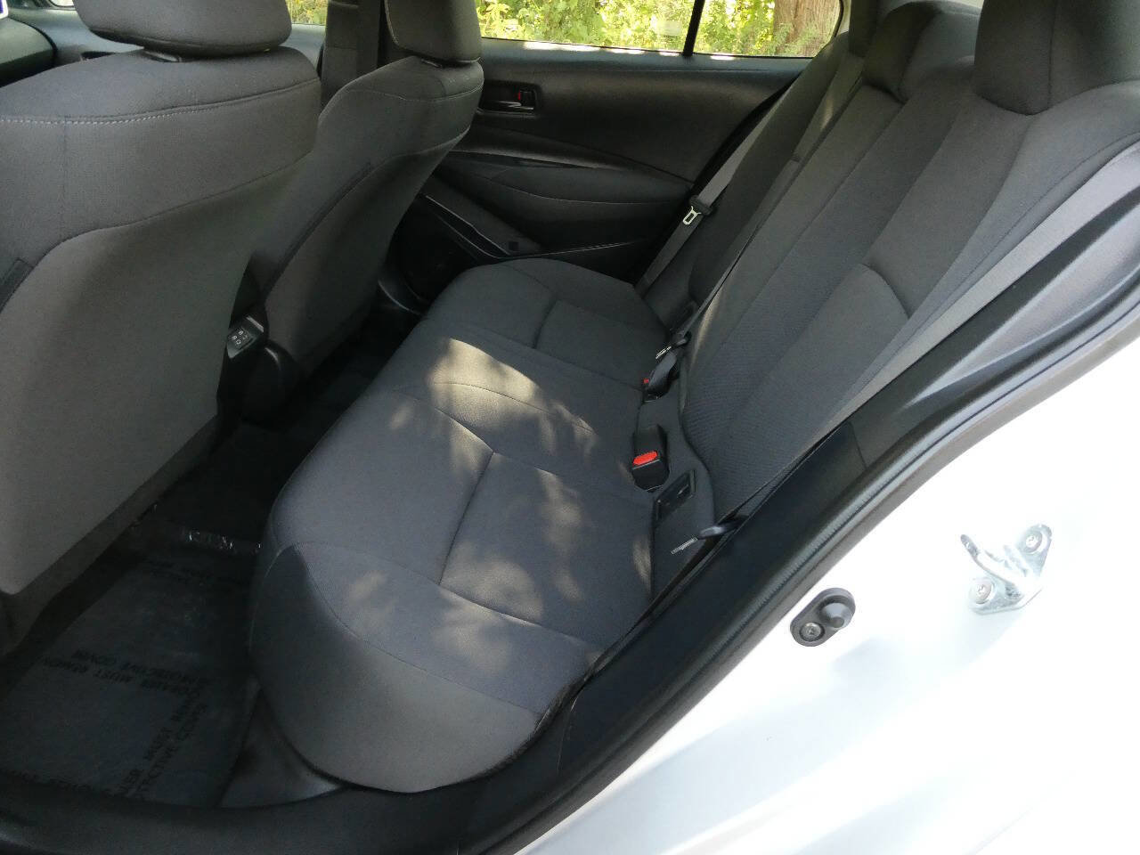 Used 2024 Toyota Corolla LE FWD image 21