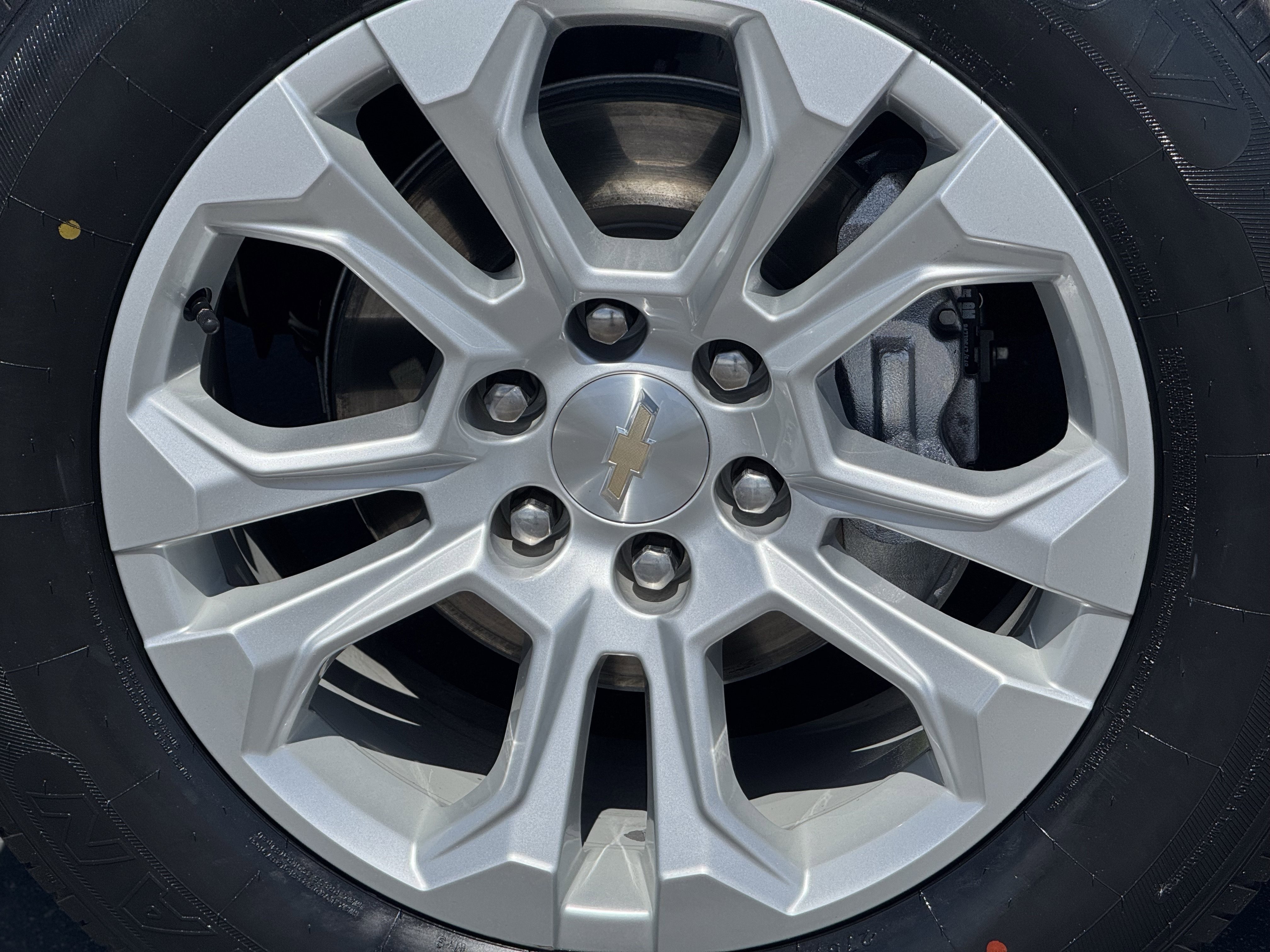 Used 2022 Chevrolet Silverado 1500 LTZ w/ LTZ Premium Package image 9