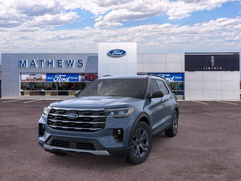 New 2026 Ford Explorer Active w/ Active Comfort Package AWD/4WD image 2