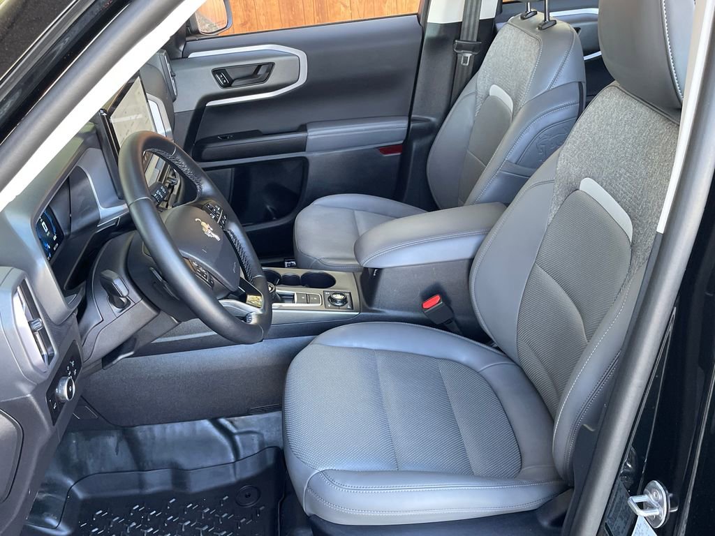 Used 2025 Ford Bronco Sport Badlands image 26