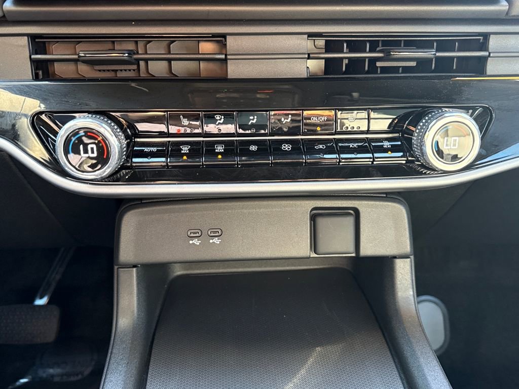 Used 2024 Honda Prologue Touring image 22