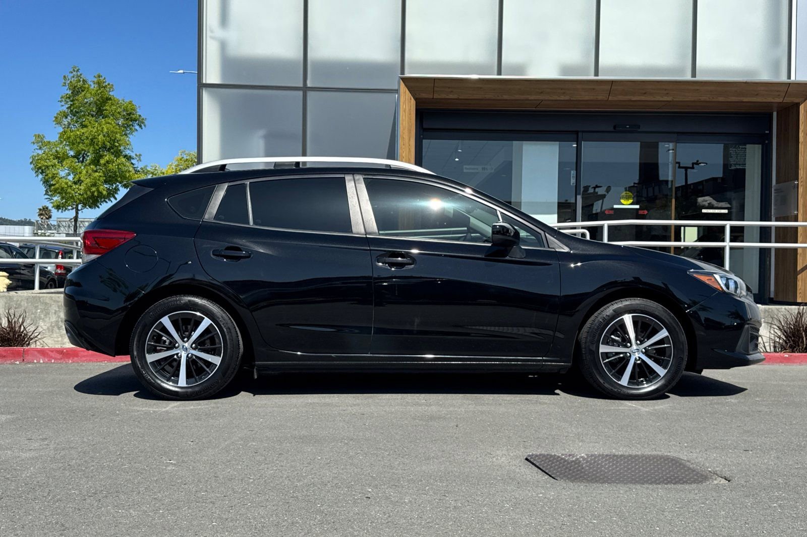 Used 2023 Subaru Impreza 2.0i Premium AWD/4WD image 8