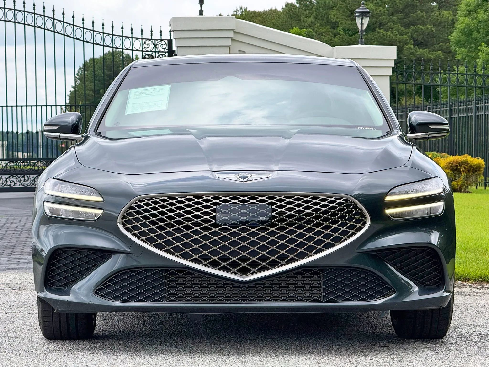 Used 2023 Genesis G70 2.0T RWD image 3
