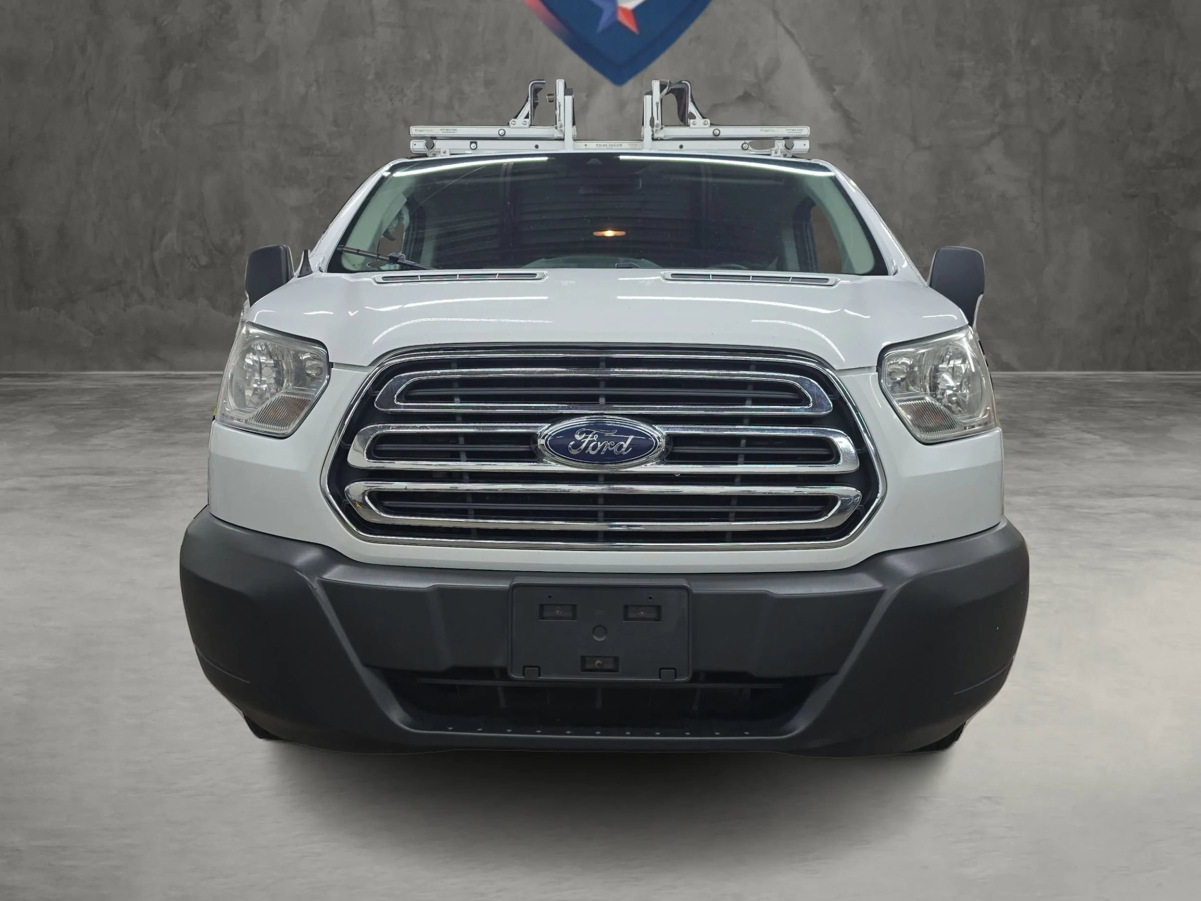 Used 2017 Ford Transit 150 XLT image 12