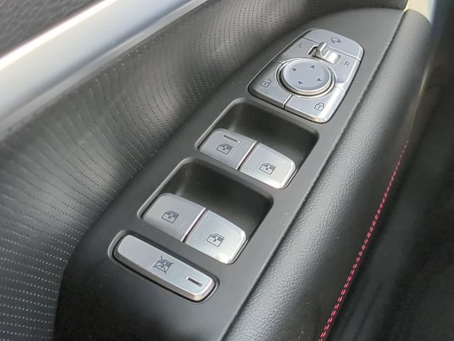 Used 2023 Genesis G70 2.0T w/ Sport Advanced Package RWD image 23