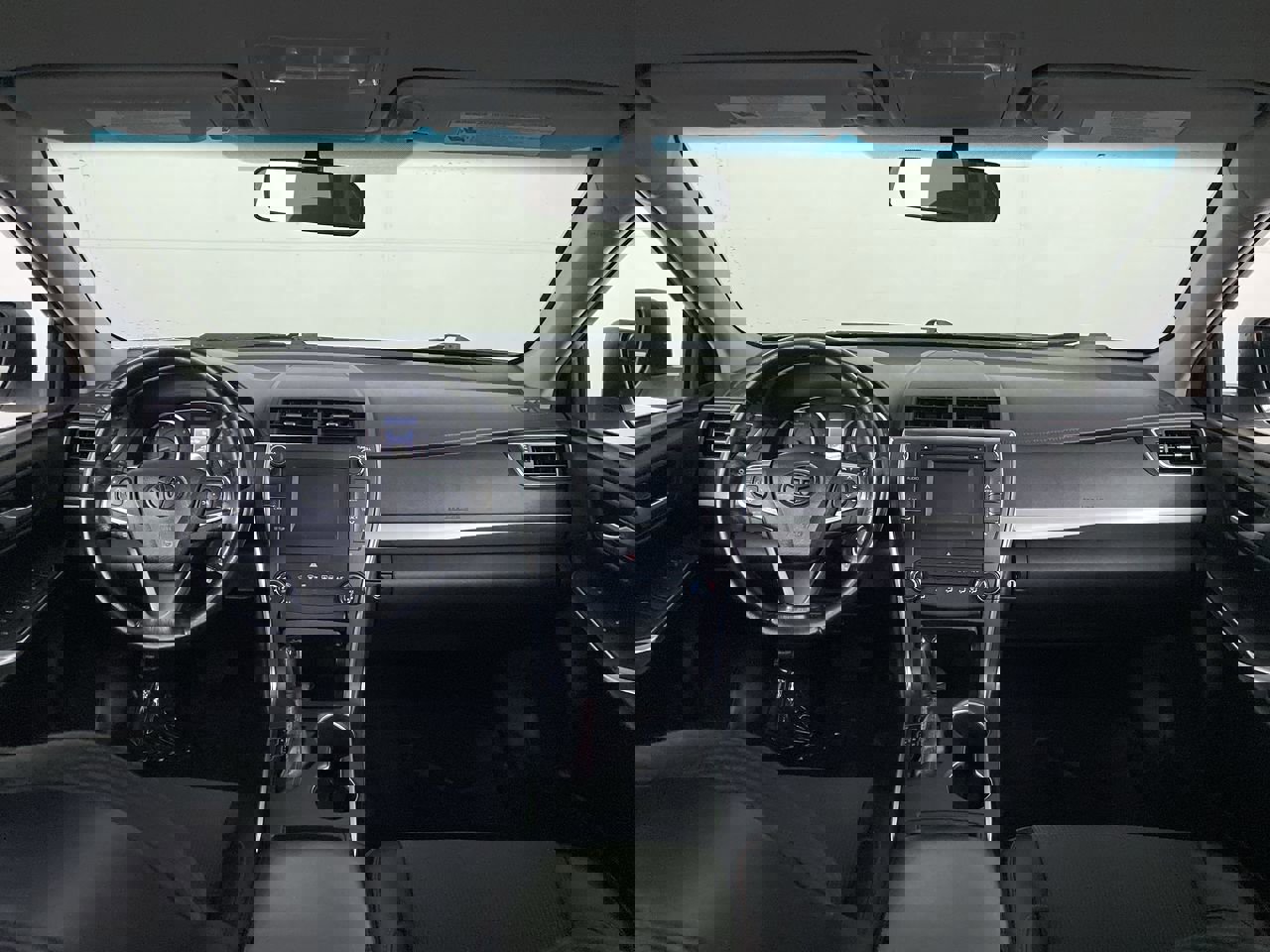 Used 2017 Toyota Camry SE image 27