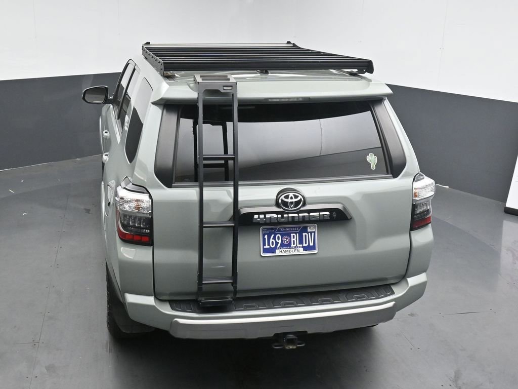 Used 2023 Toyota 4Runner TRD Off-Road Premium w/ Moonroof Package AWD/4WD image 15