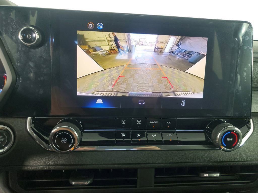 Used 2025 Chevrolet Colorado W/T image 21