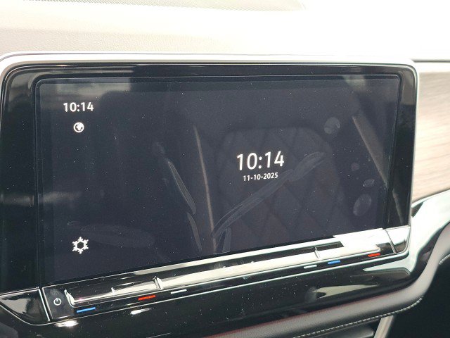 New 2026 Volkswagen Atlas SEL Premium R-Line image 36