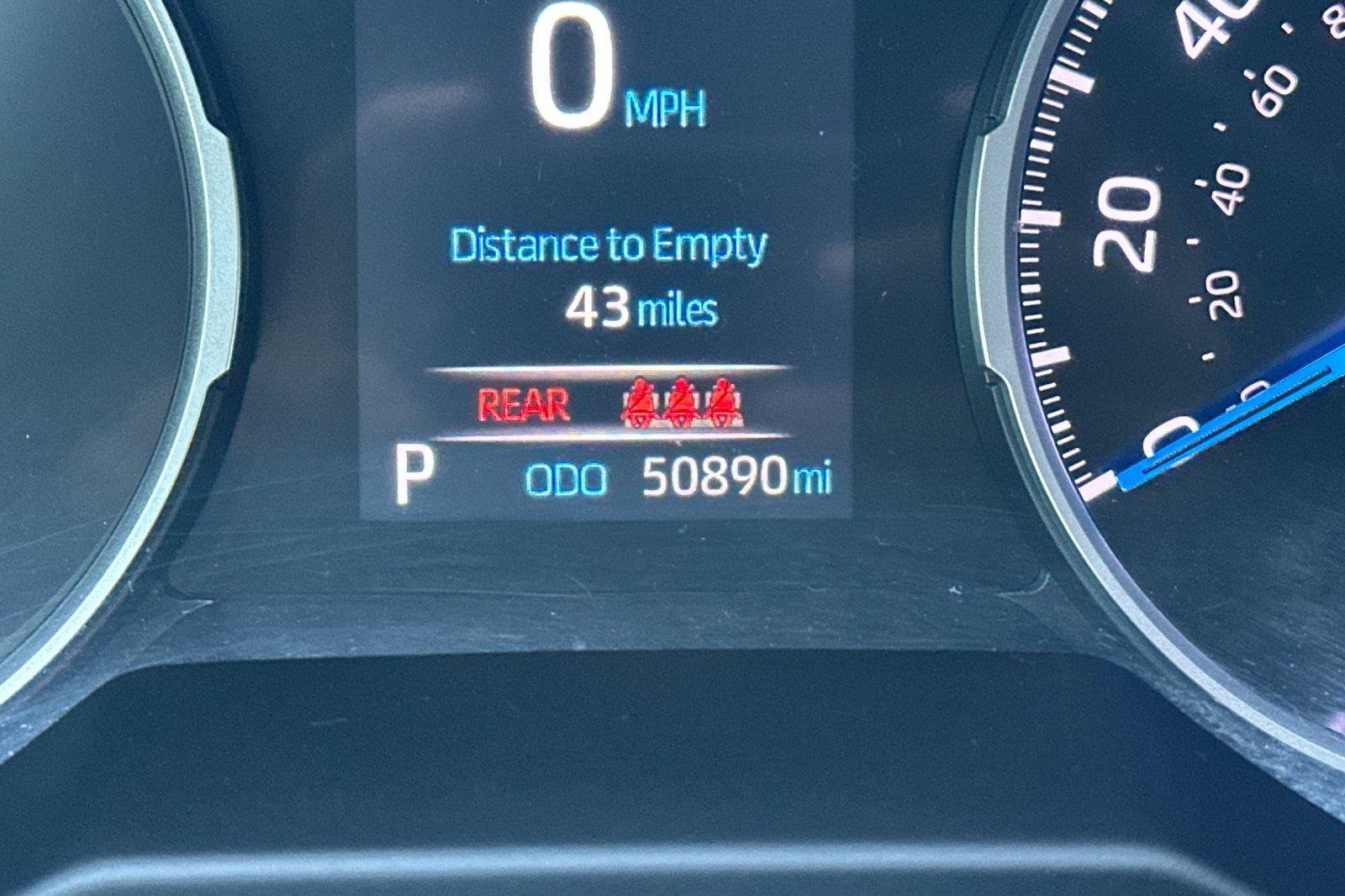 Used 2021 Toyota RAV4 XLE w/ Carpet Mat Package (TMS) image 24