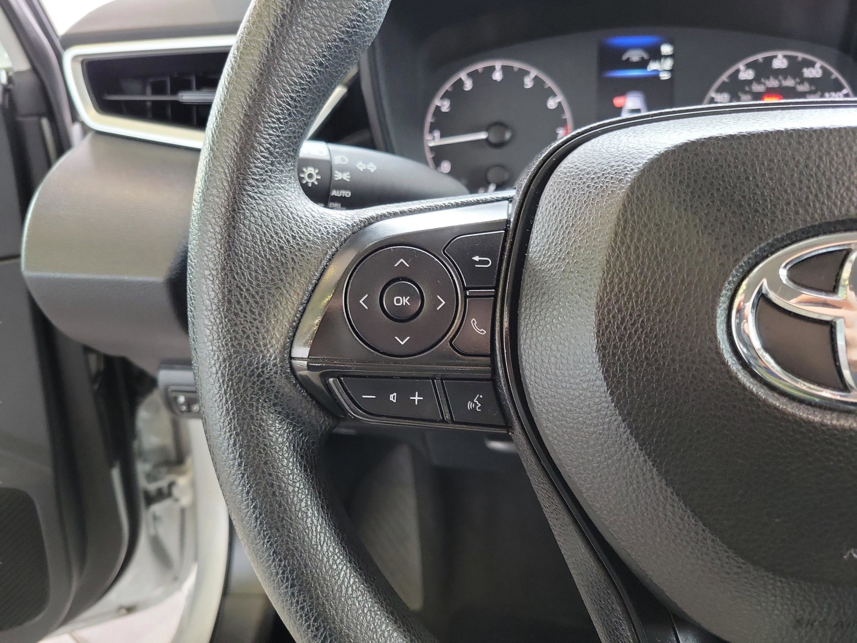 Used 2024 Toyota Corolla LE image 18