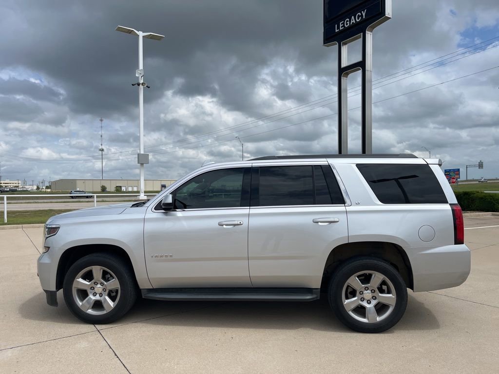 Used 2017 Chevrolet Tahoe LT image 3