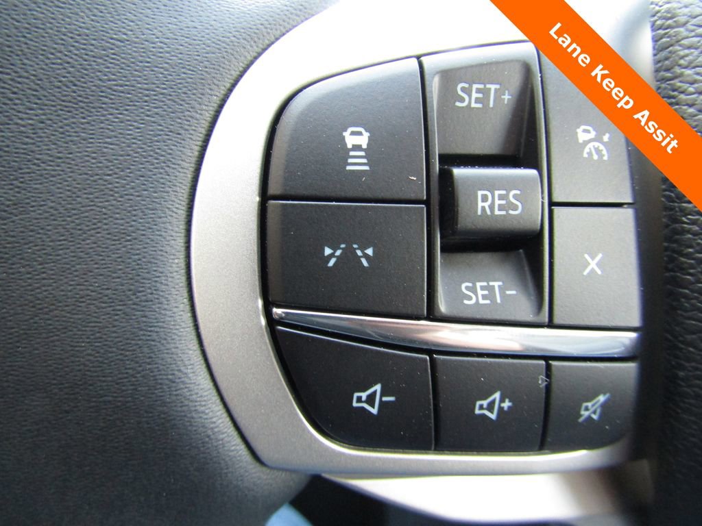 New 2026 Ford Explorer Active image 8