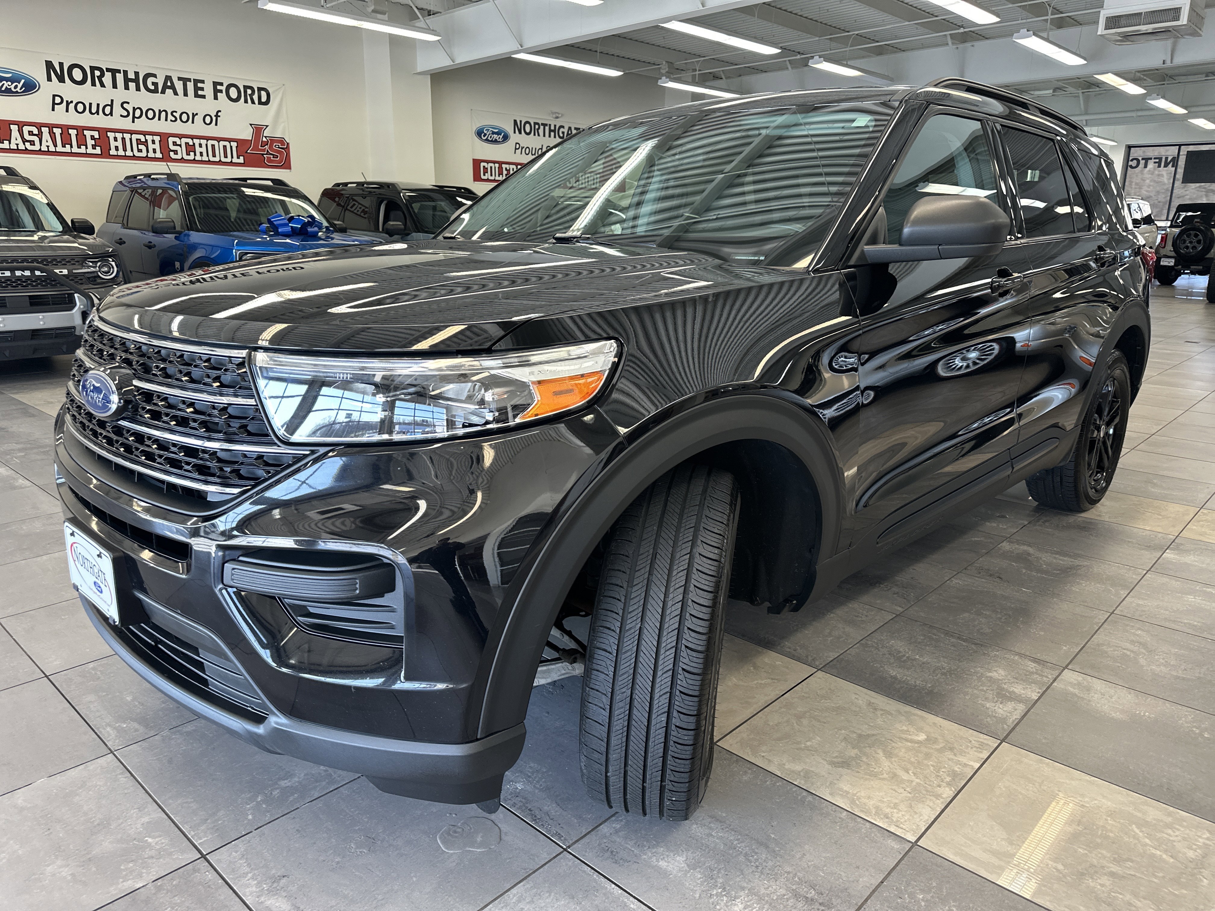 Used 2020 Ford Explorer XLT image 17