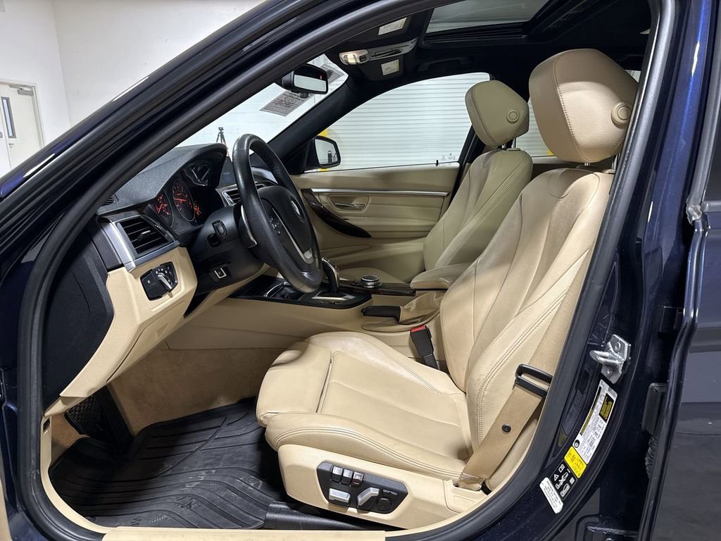 Used 2016 BMW 328i xDrive Sedan image 21