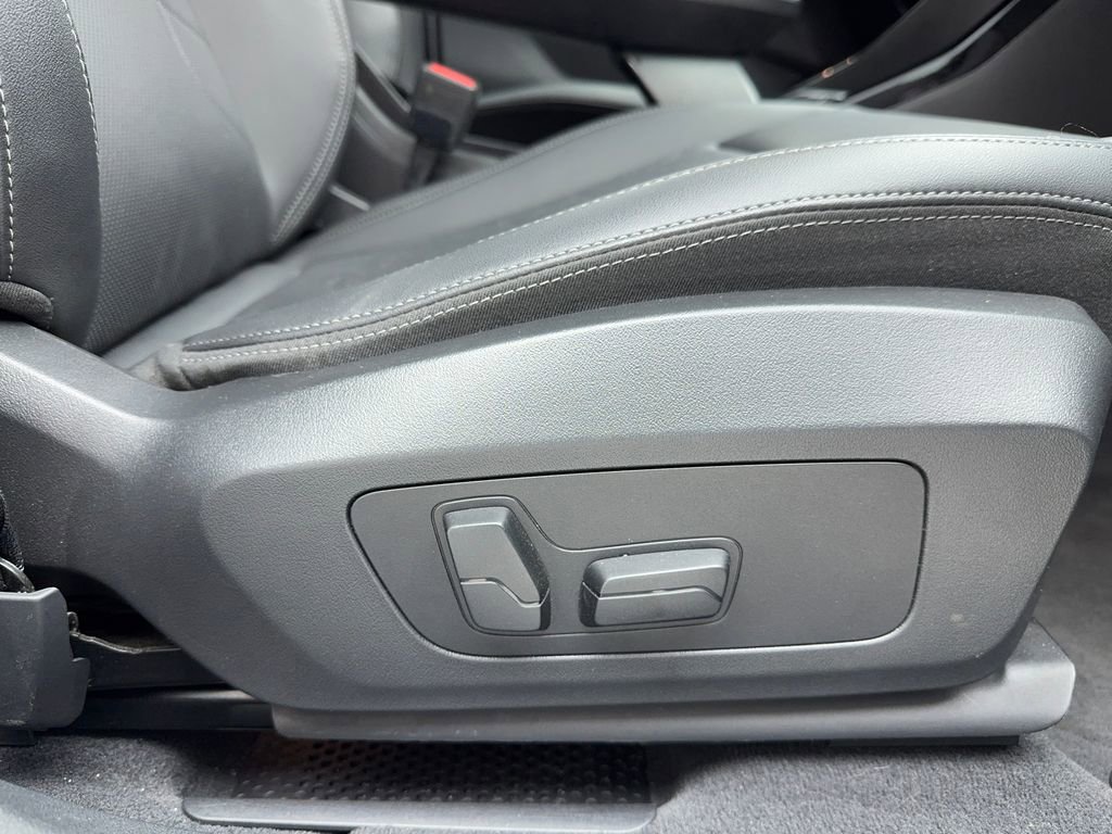 Used 2025 BMW X2 xDrive28i image 44