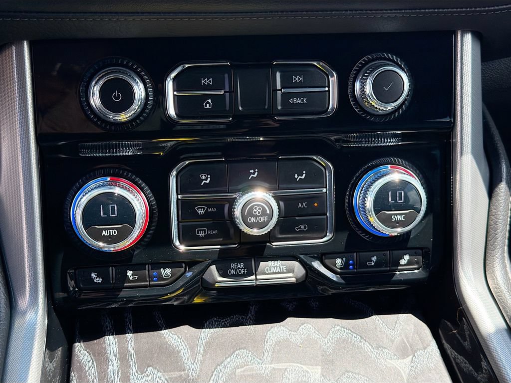 Used 2023 GMC Yukon Denali AWD/4WD image 37