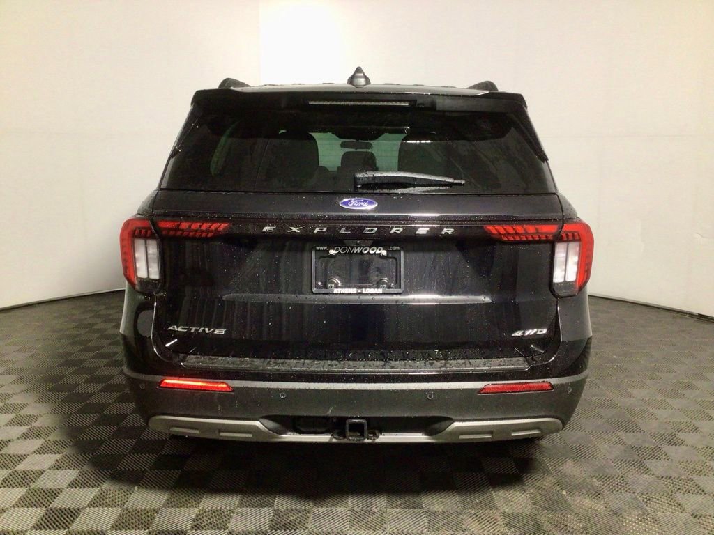 New 2026 Ford Explorer Active w/ Active Comfort Package image 12