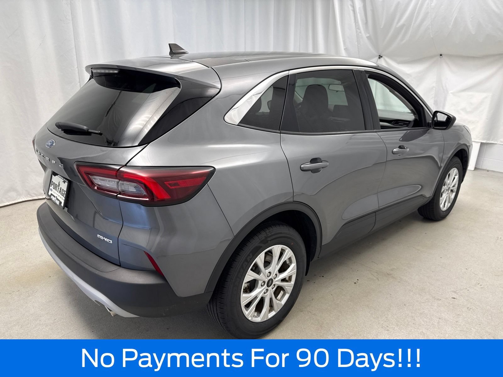 Certified 2024 Ford Escape Active AWD/4WD image 3