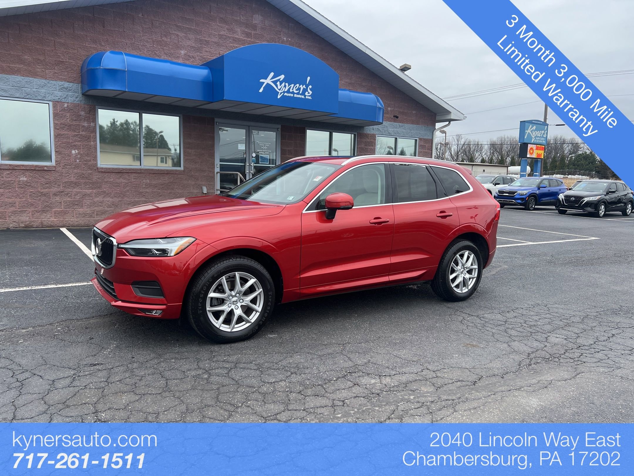 Used 2021 Volvo XC60 T5 Momentum AWD/4WD image 1