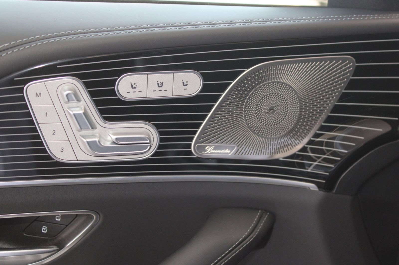 New 2026 Mercedes-Benz GLE 53 AMG 4MATIC image 24