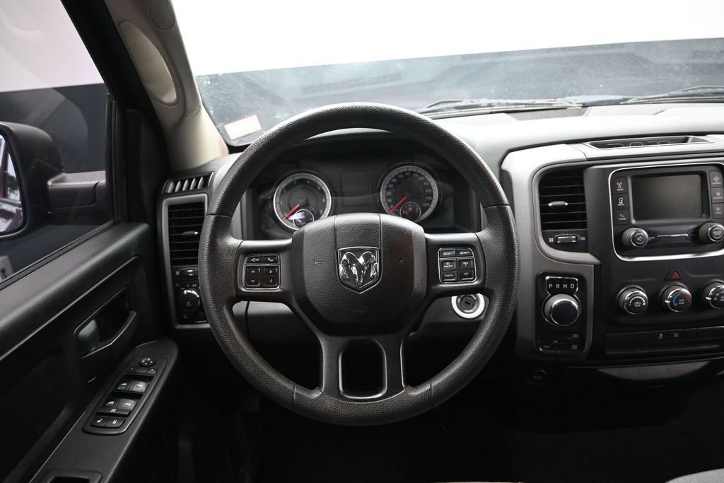 Used 2019 RAM 1500 Express AWD/4WD image 29