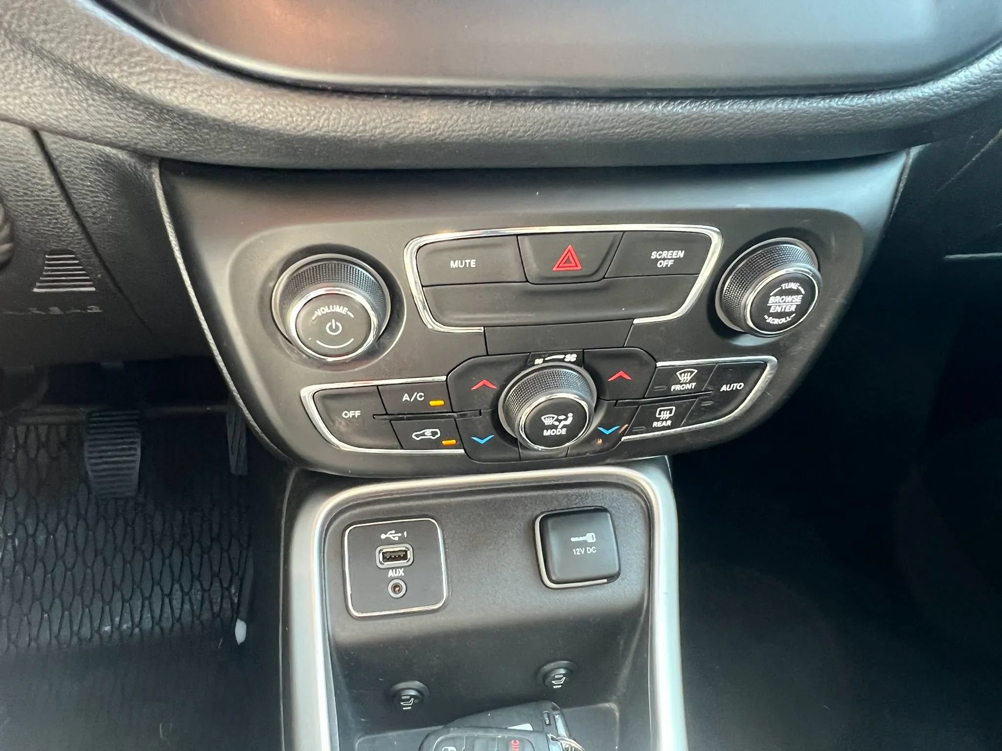 Used 2019 Jeep Compass Sport FWD image 23