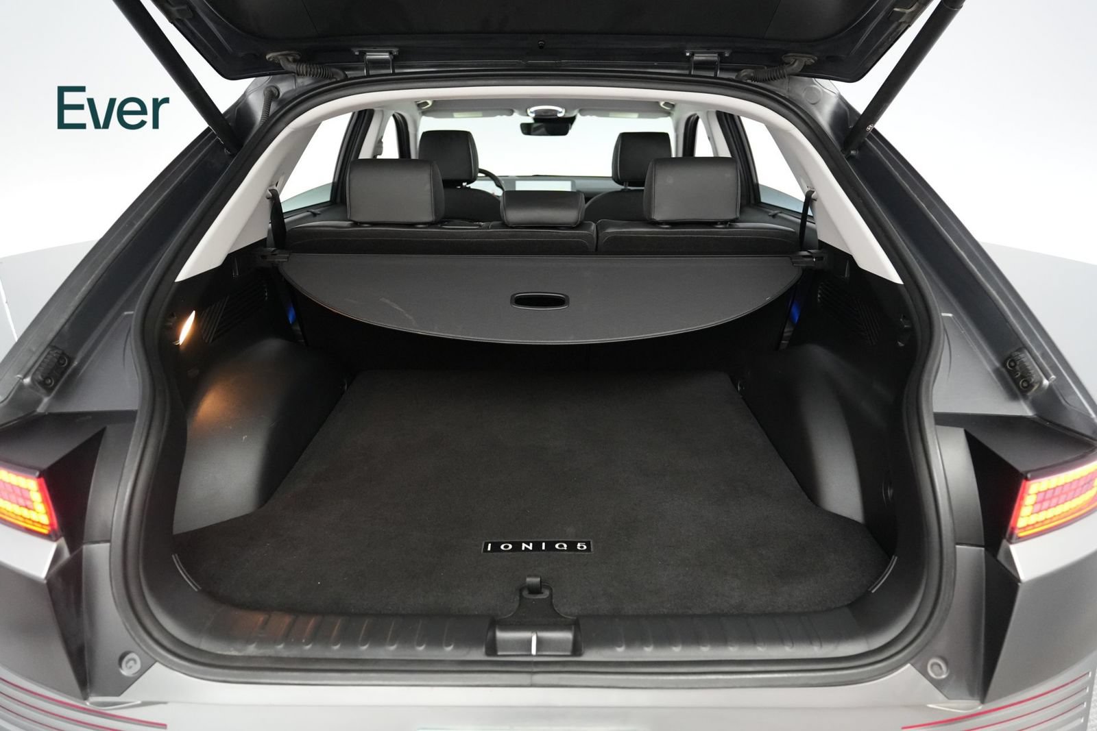 Used 2023 Hyundai Ioniq 5 Limited RWD image 8