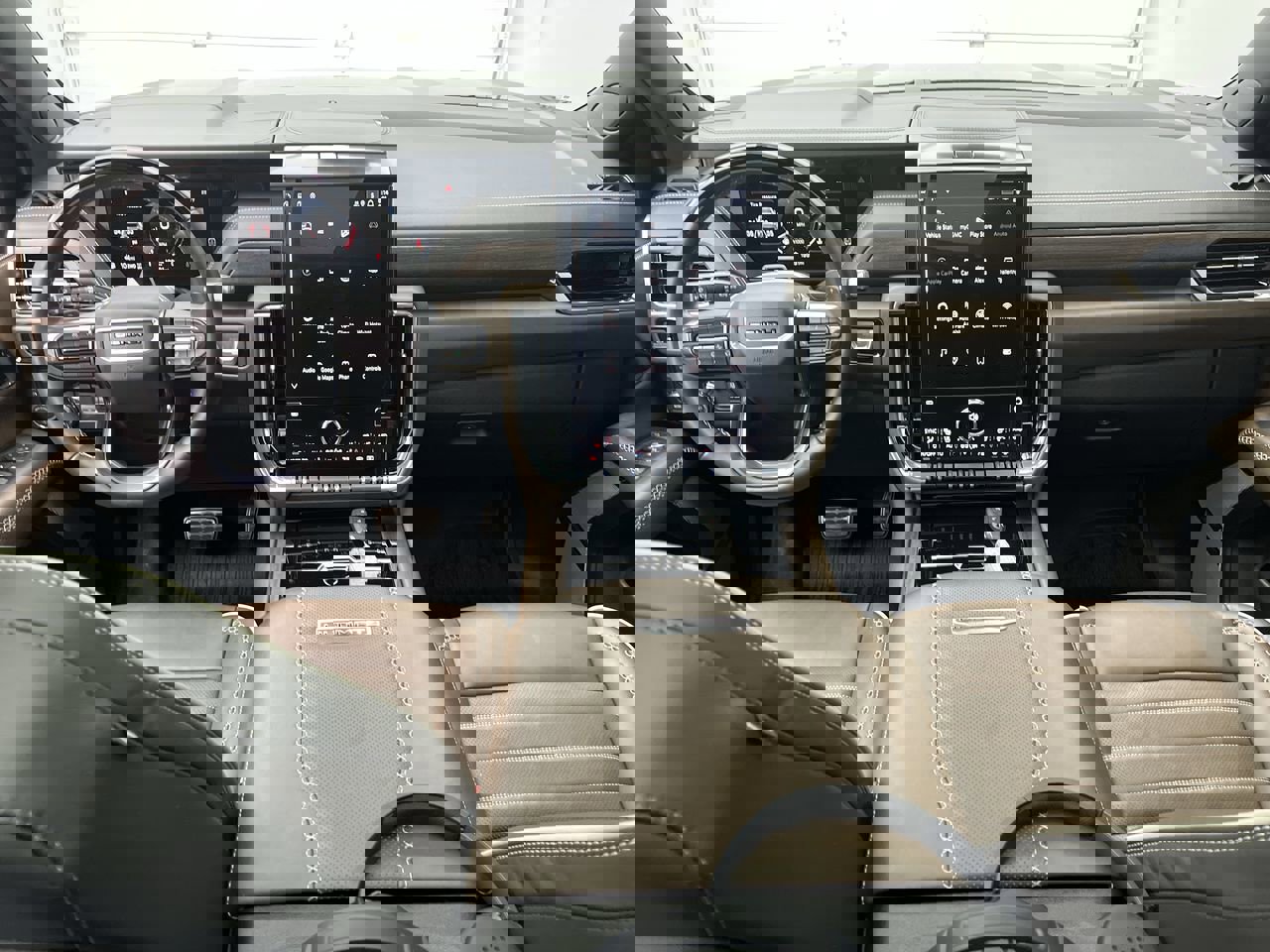 Certified 2025 GMC Yukon XL Denali Ultimate w/ LPO, Floor Liner Package image 4