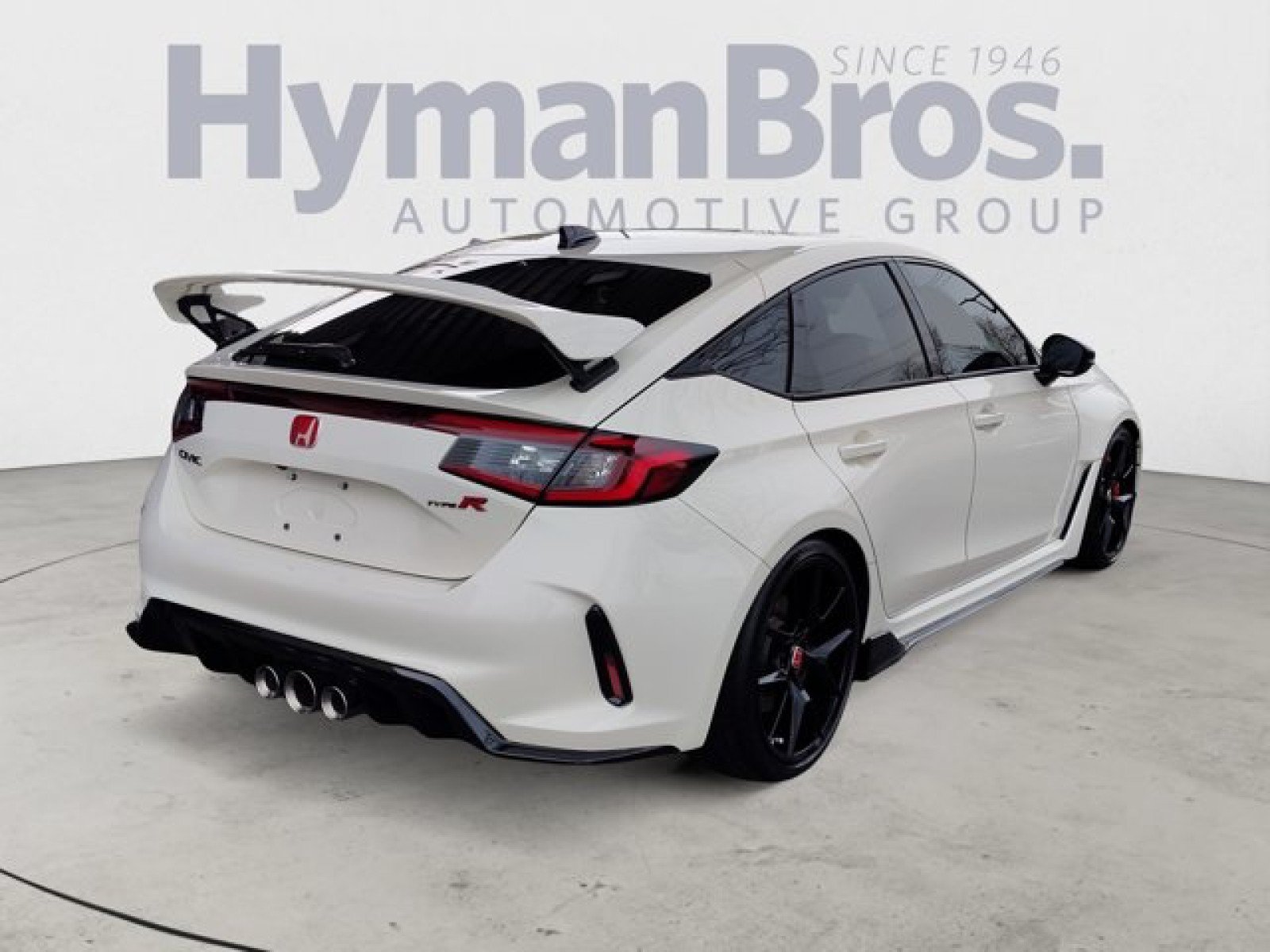 Used 2024 Honda Civic Type R image 3