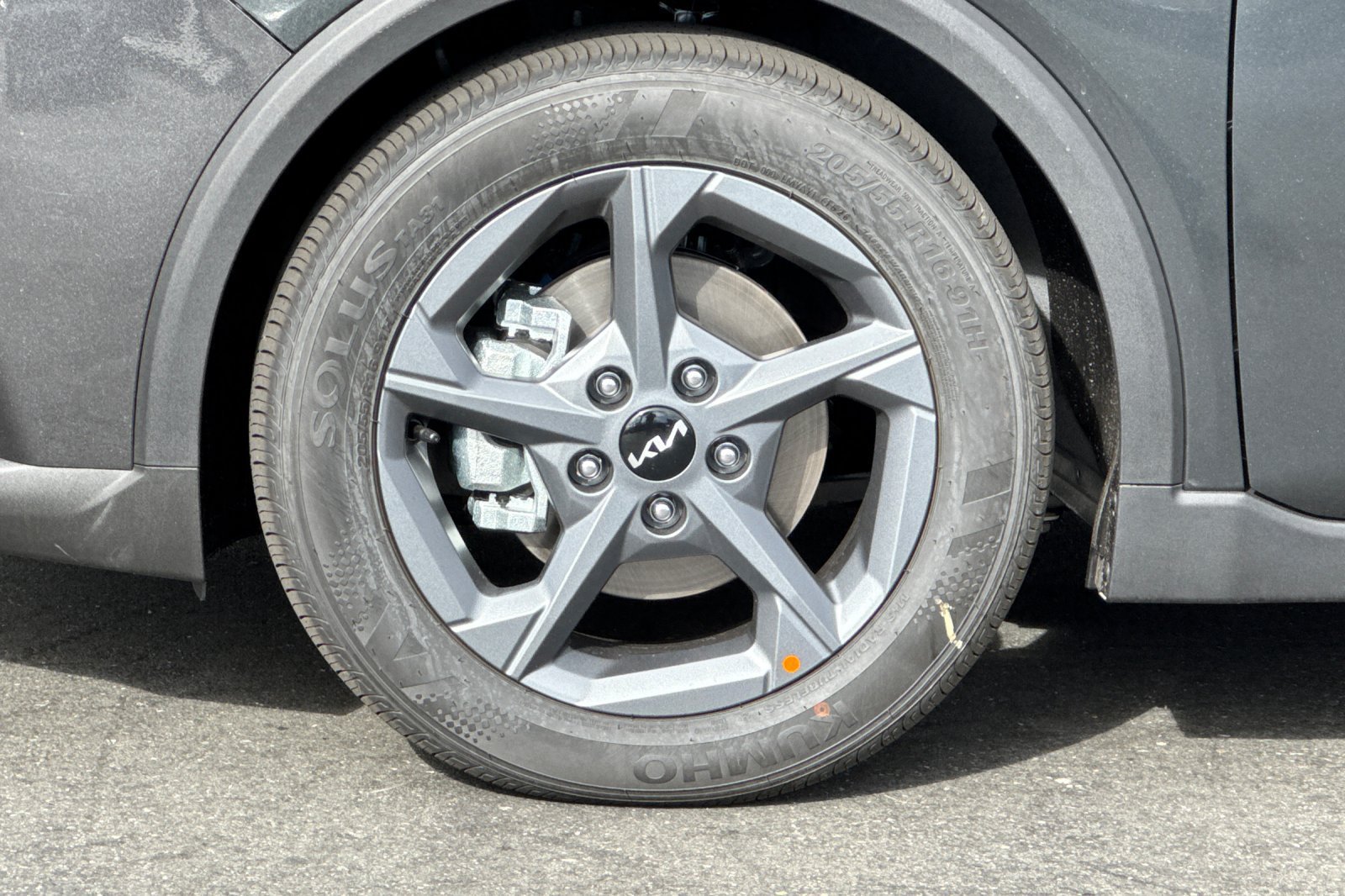 New 2026 Kia K4 FWD image 24