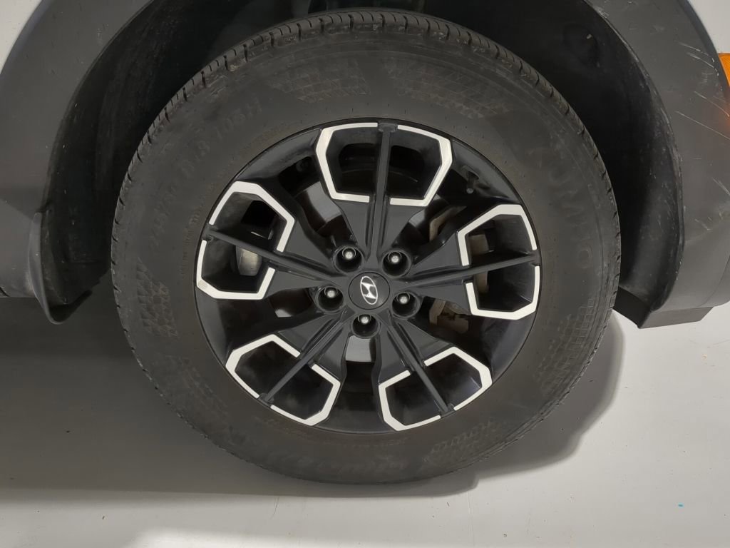Used 2023 Hyundai Santa Cruz SE AWD/4WD image 6