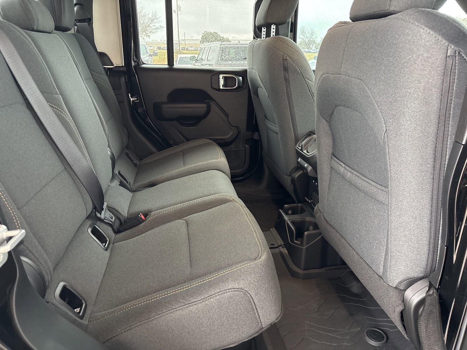 New 2025 Jeep Gladiator Willys image 13