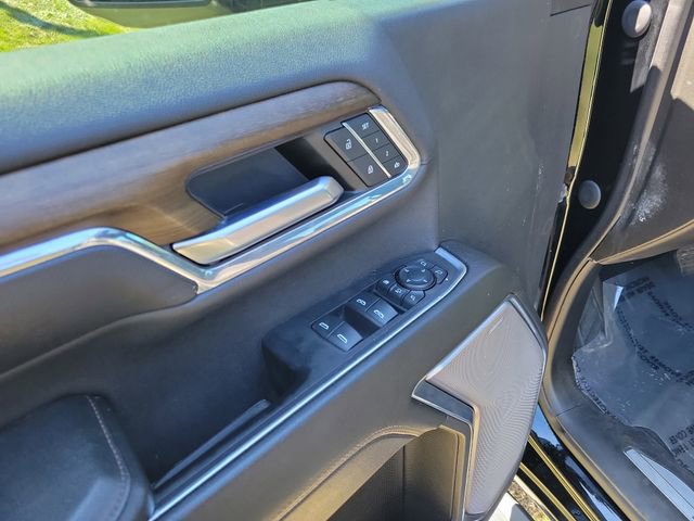Used 2024 Chevrolet Silverado 3500 High Country image 9