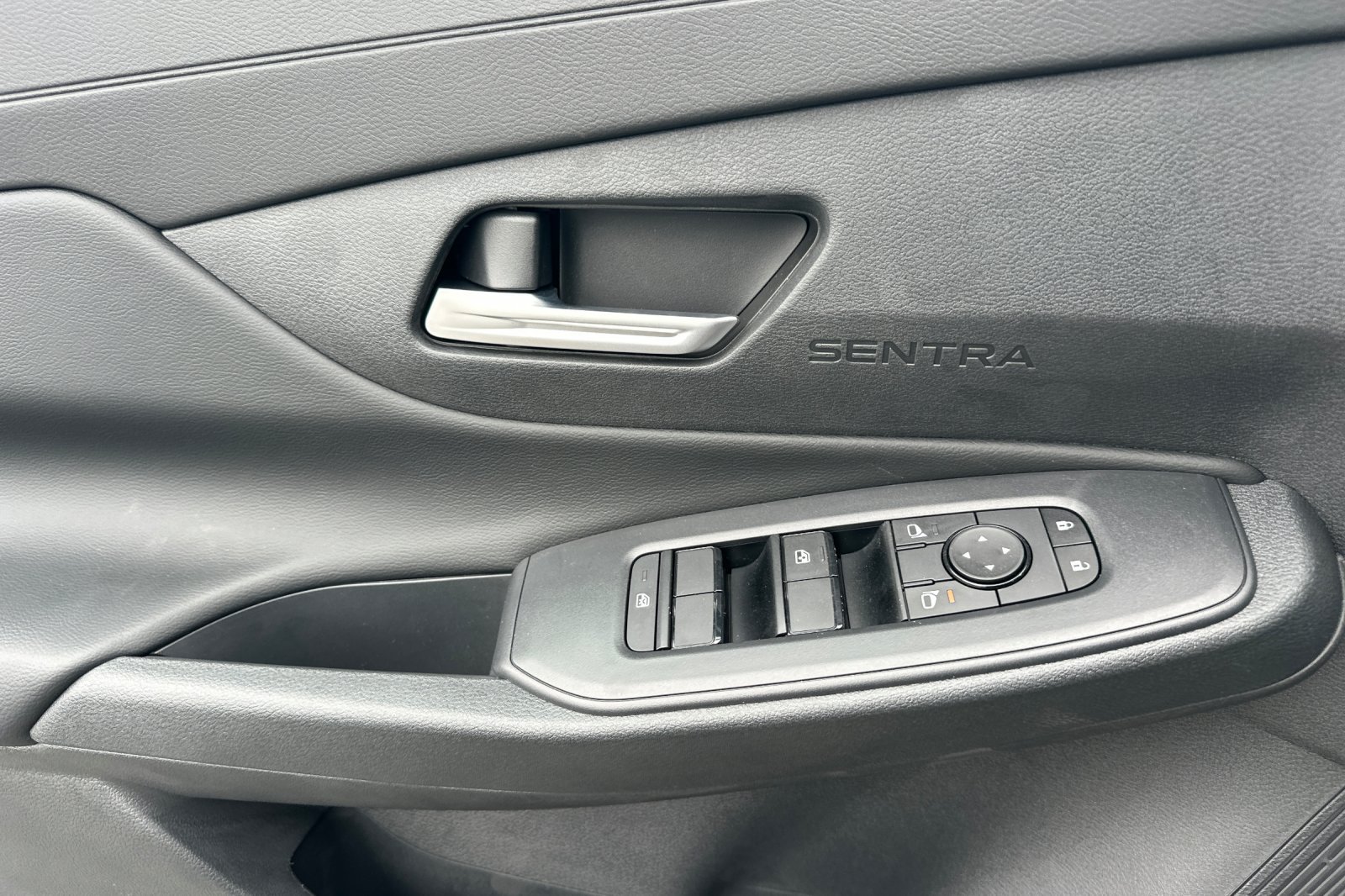 New 2026 Nissan Sentra SV w/ SV Convenience Package FWD image 11