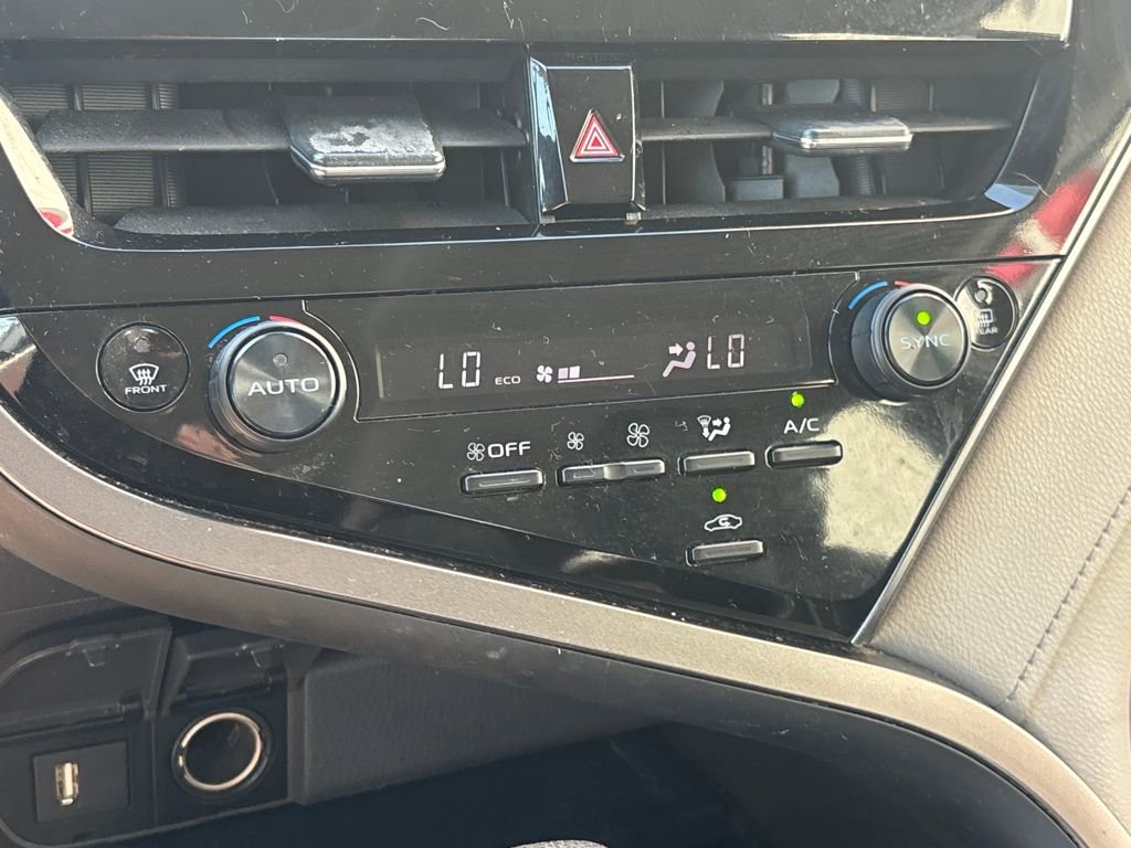 Used 2023 Toyota Camry LE image 12