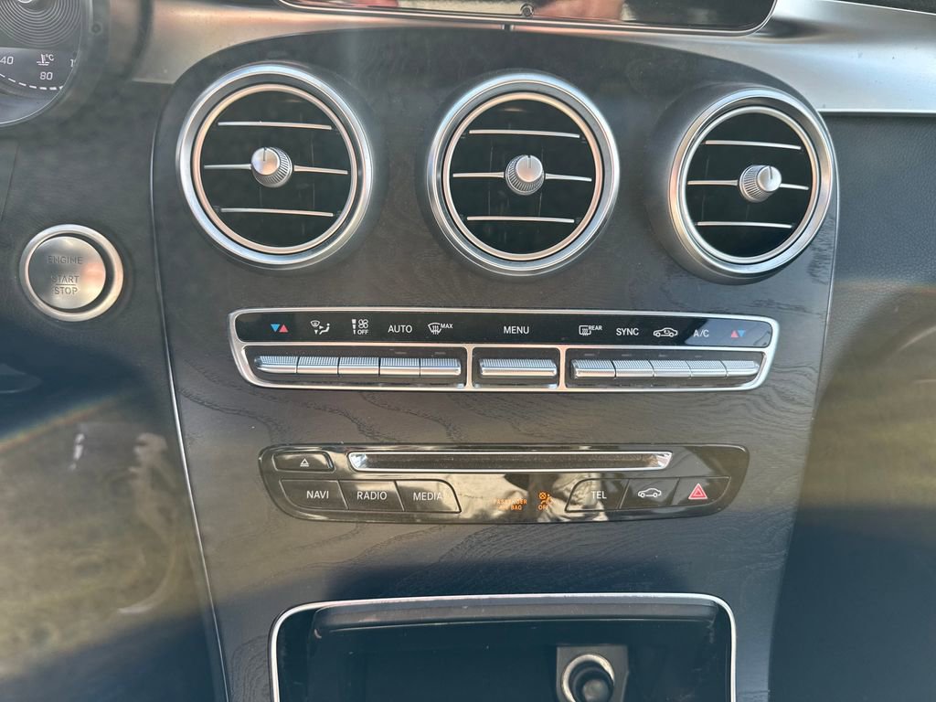 Used 2017 Mercedes-Benz GLC 300 GLC 300 image 24