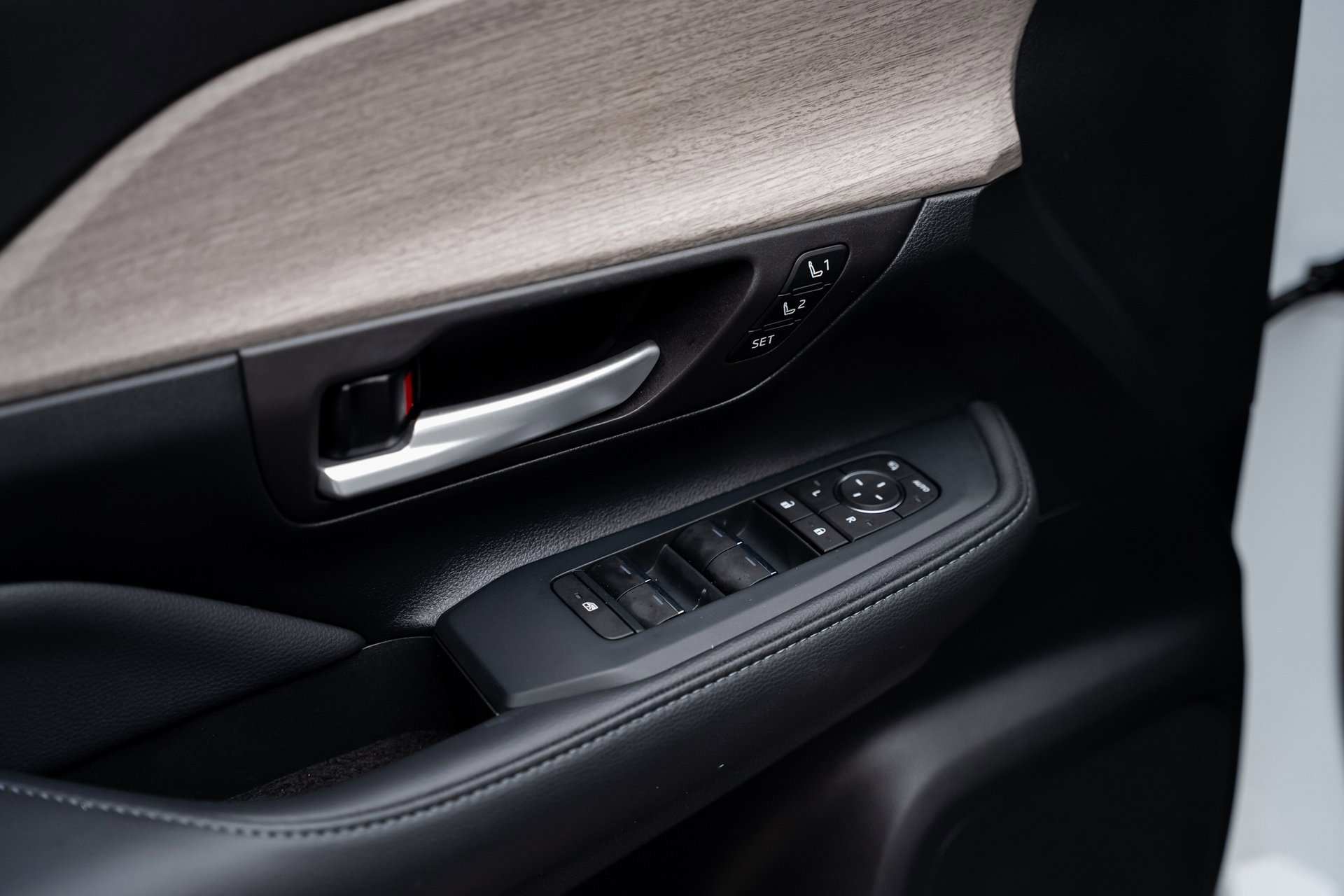 Used 2024 Toyota Grand Highlander XLE image 53