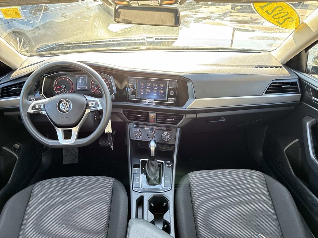 Used 2021 Volkswagen Jetta S w/ Driver Assistance Package image 12