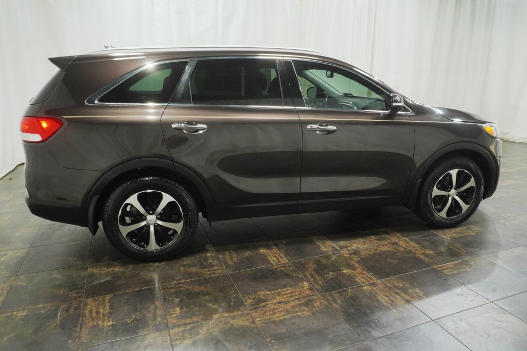 Used 2018 Kia Sorento EX FWD image 4