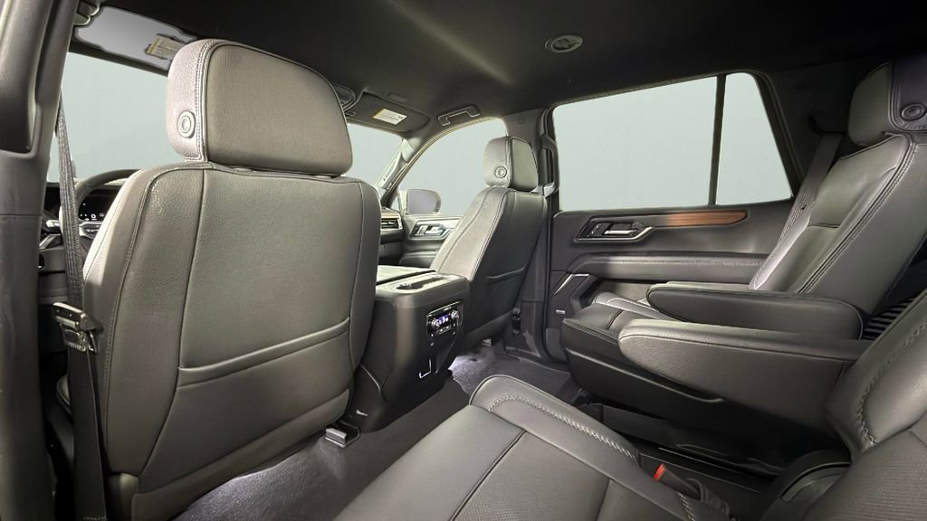 Used 2025 GMC Yukon Denali image 28