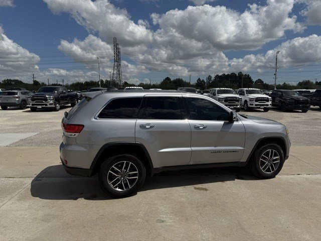Used 2021 Jeep Grand Cherokee Limited image 3